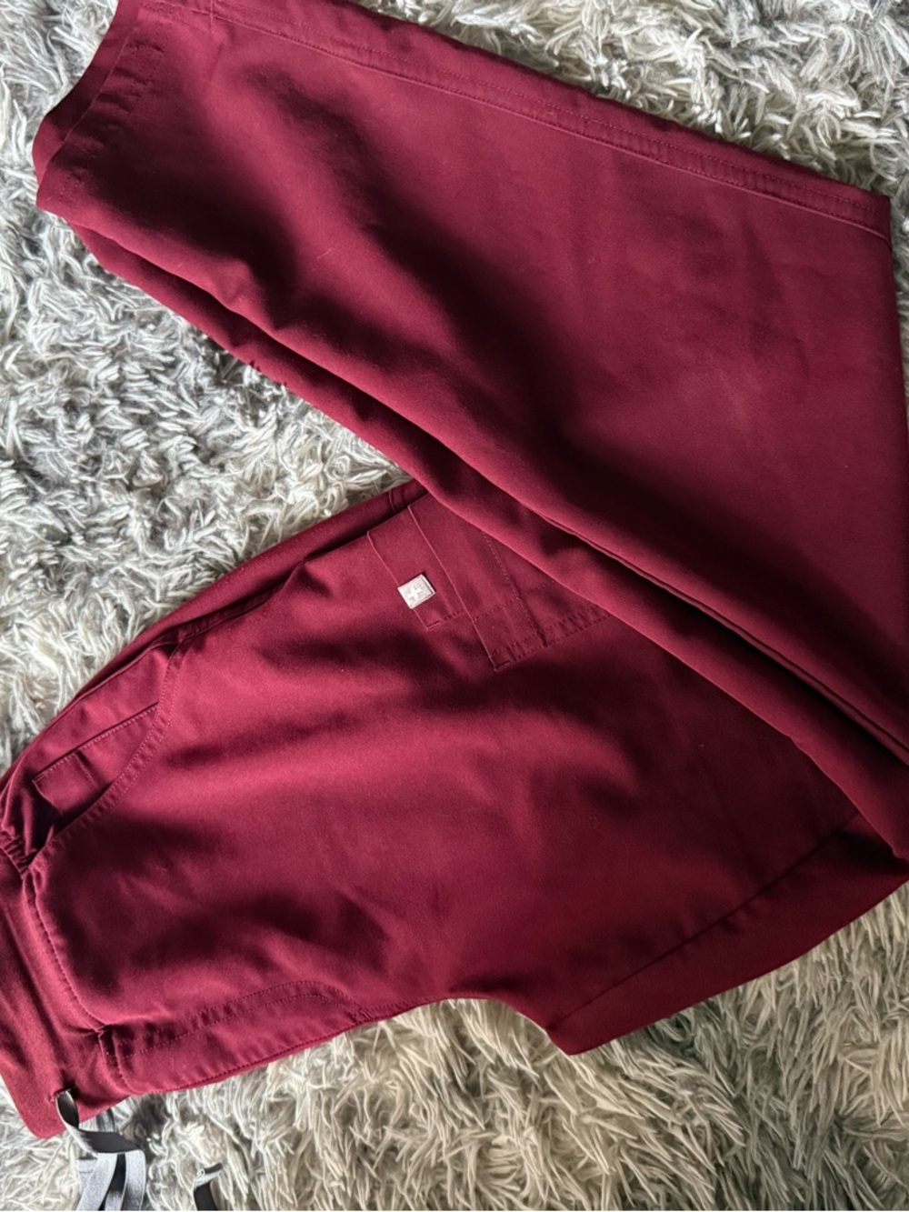 FIGS Straight Leg Scrub Pants in Burgundy